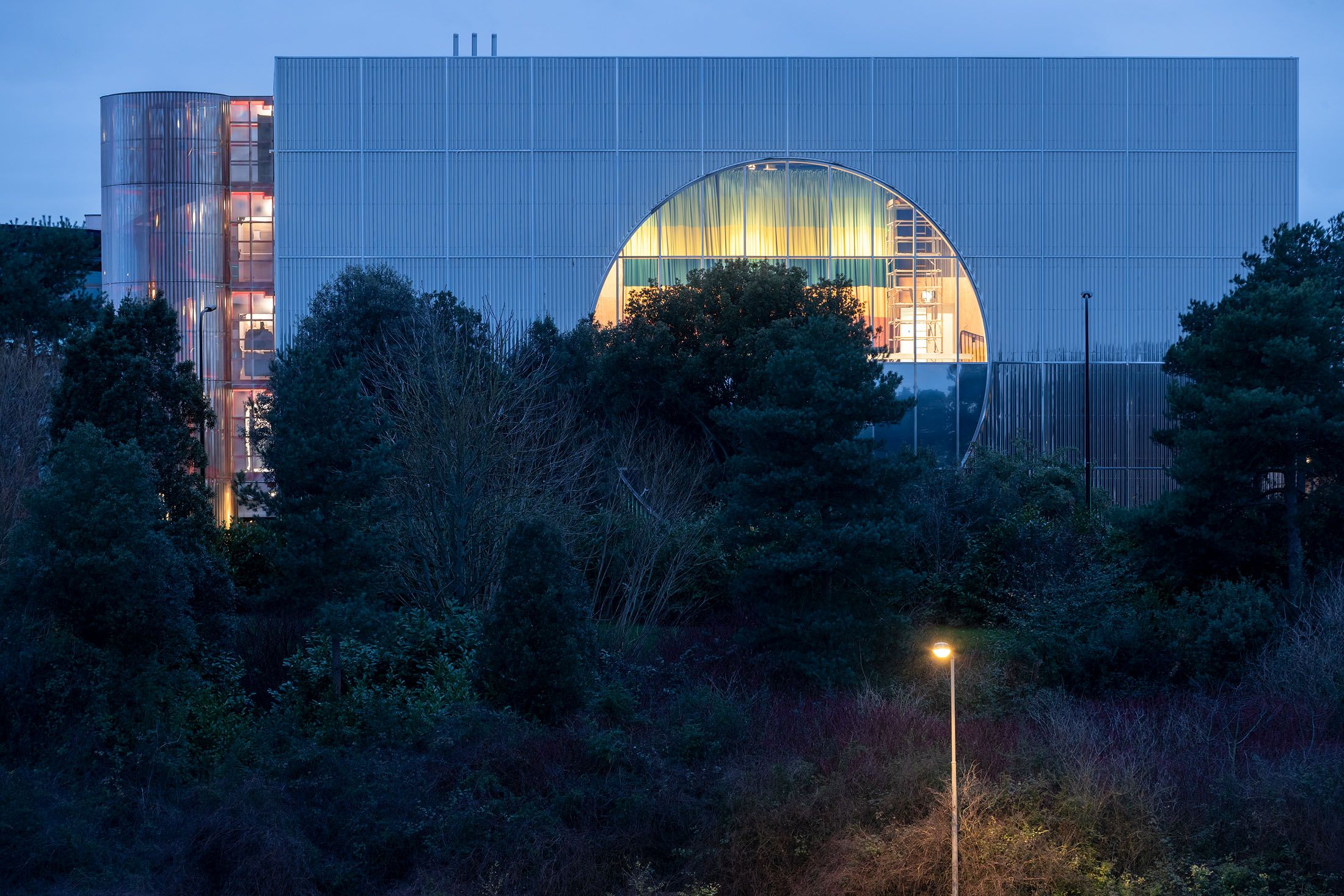 MK Gallery – 6A Architects